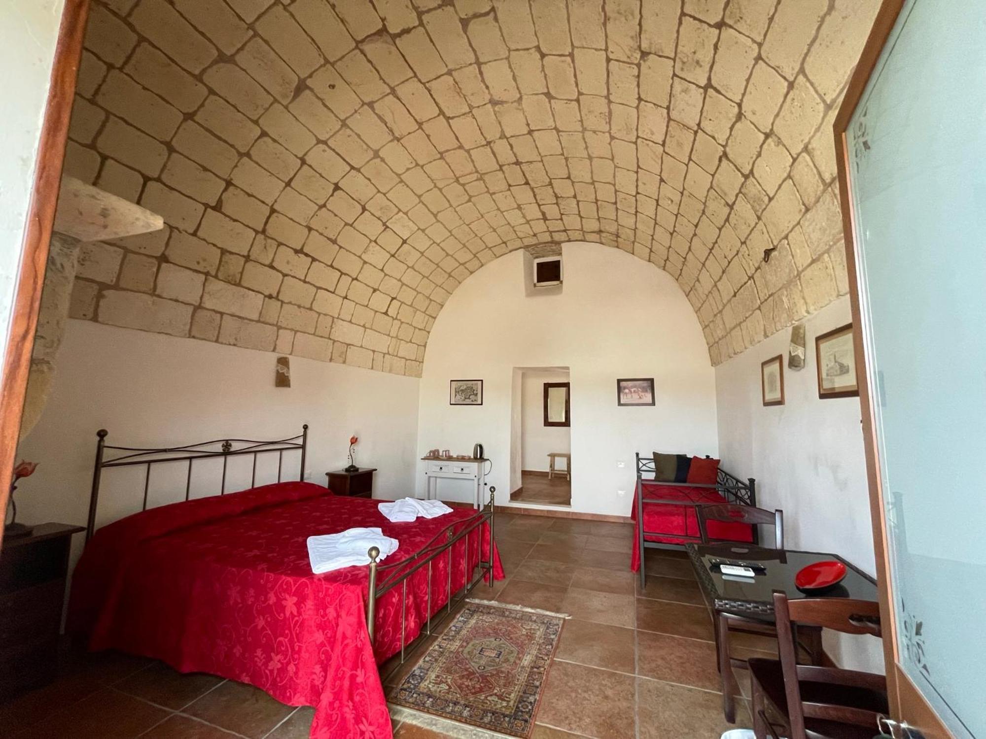 Agriturismo Masseria Saittole Carpignano Salentino Exterior photo